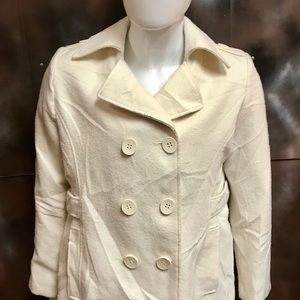 Woman’s coat button up size XL